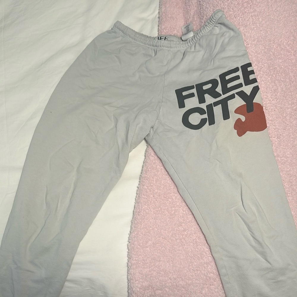 Free City Sweatpants